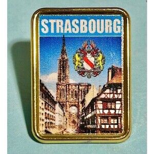 Strasbourg- Vintage German Collectible Souvenir Travel Pin